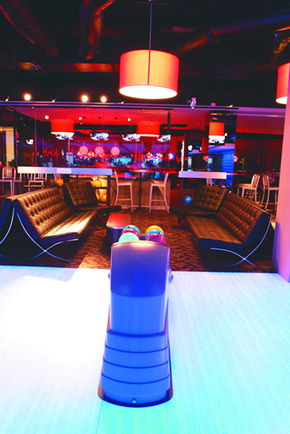Strike Bowling Bar - Chapel - Attractions Perth 3