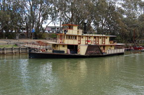 Emmylou Paddle Steamer - Attractions Perth 0