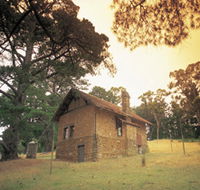 Heysen - The Cedars - Attractions Perth