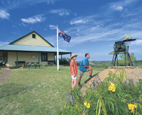 Lighthouse Keeper's Cottage Museum - Attractions Perth 0