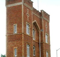 Barracks Archway - Attractions Perth