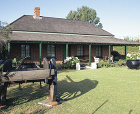 King Cottage Museum - Attractions Perth 0
