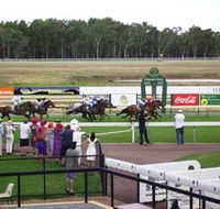 Pinjarra Race Club - Attractions Perth