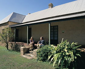 Cliff Grange - Attractions Perth 0