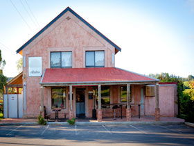 Ekhidna Wines - Attractions Perth 0