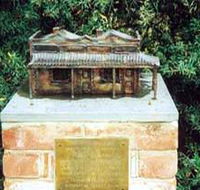 Sculpture Of Beetaloo Reservoir Hotel - Attractions Perth
