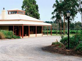 Parri Estate McLaren Vale Cellar Door - Attractions Perth 0