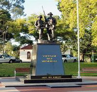 Vietnam War Memorial - Attractions Perth