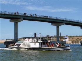 Paddle Steamer Oscar W - Attractions Perth 0