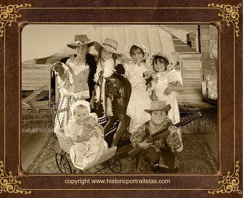 Olde Time Portraits - Attractions Perth 0