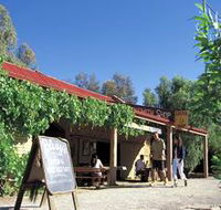 Bluey Blundstones Heritage Accommodation - Attractions Perth