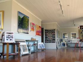 Tamar Valley Art Shack - Attractions Perth 0