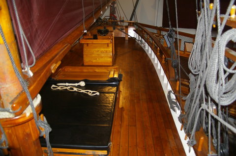 Bass & Flinders Centre - Attractions Perth 3