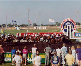 Darwin Turf Club - Attractions Perth 0