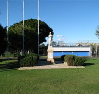 Oxley War Memorial - Attractions Perth
