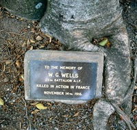 Eumundi War Memorial - Attractions Perth
