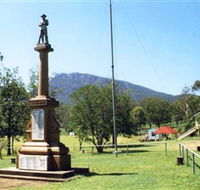 Maroon State School War Memorial - Attractions Perth