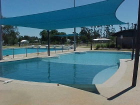 Tambo Aquatic Centre - Attractions Perth 0