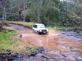 Condamine Gorge '14 River Crossing' - Attractions Perth 0