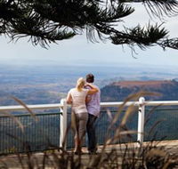 Picnic Point Lookout And Parkland - Attractions Perth