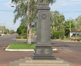 Winton War Memorial - Attractions Perth 0