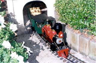 M & K Model Railways - Attractions Perth 0