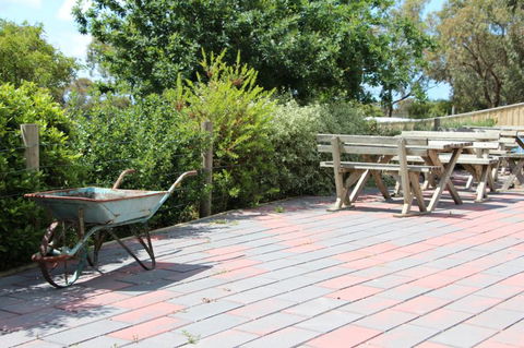 Tuckerberry Hill - Attractions Perth 8