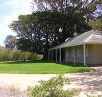 Black Rock House - Attractions Perth