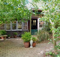 Gumnut Hideaway Gallery - Attractions Perth