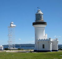 Point Perpendicular Lighthouse and Lookout - Attractions Perth