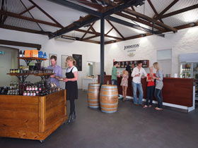 Johnston Oakbank Cellar Door - Attractions Perth 1