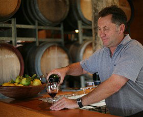 Ensay Winery - Attractions Perth 1