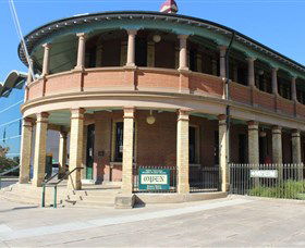 Bathurst District Historical Society Museum - Attractions Perth 1