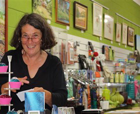 Artists On Parade Art Gallery - Attractions Perth 0
