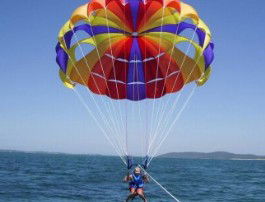 Port Stephens Parasailing - Attractions Perth 2