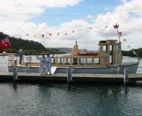 Central Coast Ferries - Attractions Perth 0