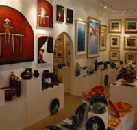 Articles Fine Art Gallery - Attractions Perth