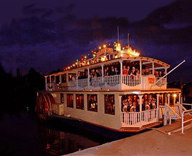 Nepean Belle Paddlewheeler - Attractions Perth 4