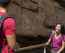 Nanguluwur Rock Art Site And Walk - Attractions Perth 2