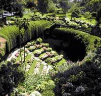 Umpherston Sinkhole - Attractions Perth