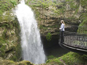 Cave Gardens - Attractions Perth 2