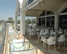 Moama Sports Club - Attractions Perth 2