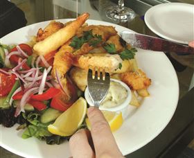 Moama Sports Club - Attractions Perth 3