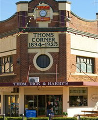 Thom Dick and Harrys