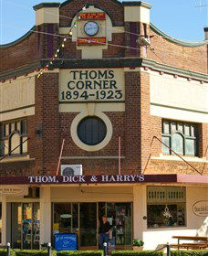 Thom, Dick And Harrys - Attractions Perth 0