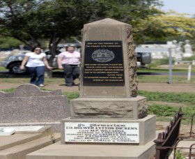 Historical Cemetery Moree - Attractions Perth 0