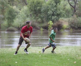 Albury - Murray River Precinct - Attractions Perth 2