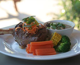 Gerry's @ The Commercial Hotel - Attractions Perth 4