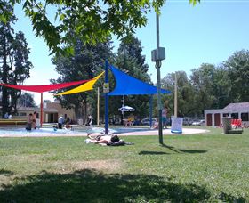 Manuka Pool - Attractions Perth 1