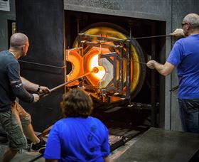 Canberra Glassworks - Attractions Perth 0